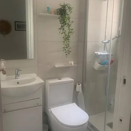 アパート Piso Luminoso